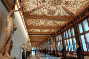 uffizi_gallery_florence-min